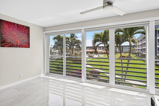 Building Photo - 3351 Spanish Trail