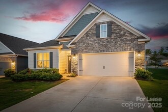 Building Photo - 5058 Antebellum Dr