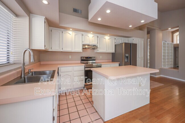 Building Photo - 7847 E Marquise Dr