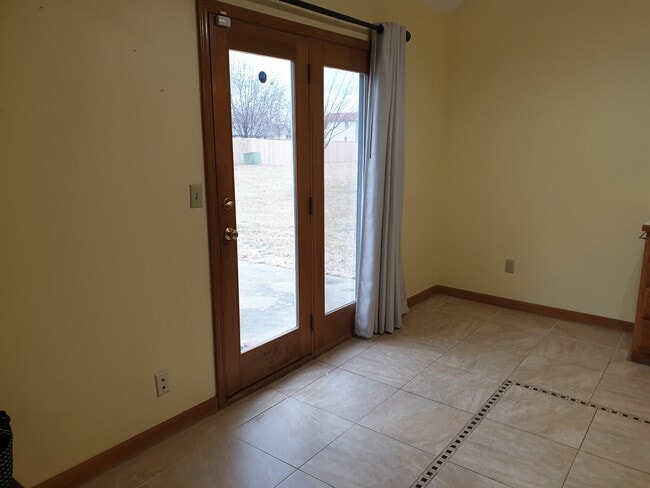 Building Photo - 2811 Winterbrook Cir