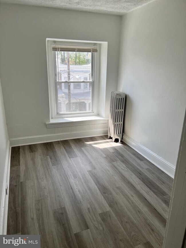 Building Photo - 3587 Indian Queen Ln