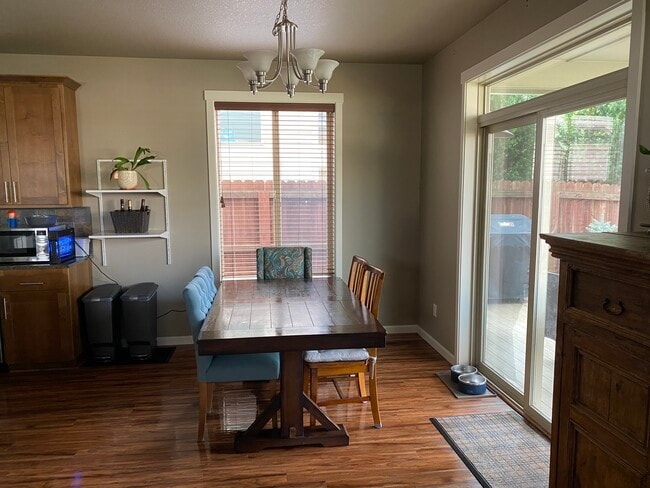 Building Photo - 5222 NE 129th Ave