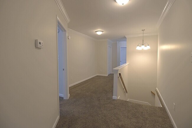 Building Photo - 38 Griffin Rd