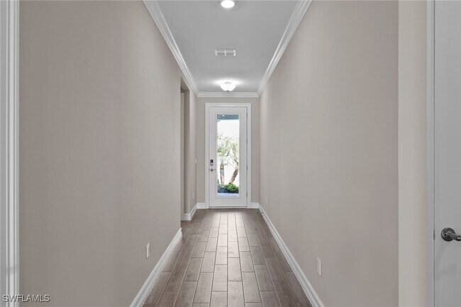 Building Photo - 502 Kamari Cv
