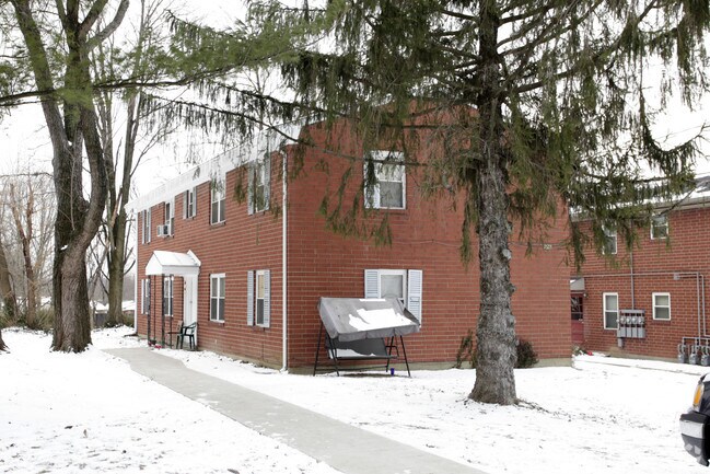 Building Photo - 6508 Strawberry Ln