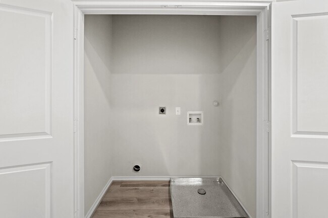 Building Photo - 1407 Acorn Mdw St