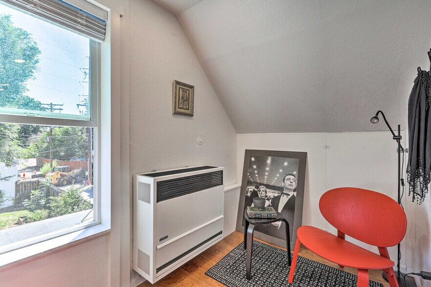 Building Photo - 420 Elati St