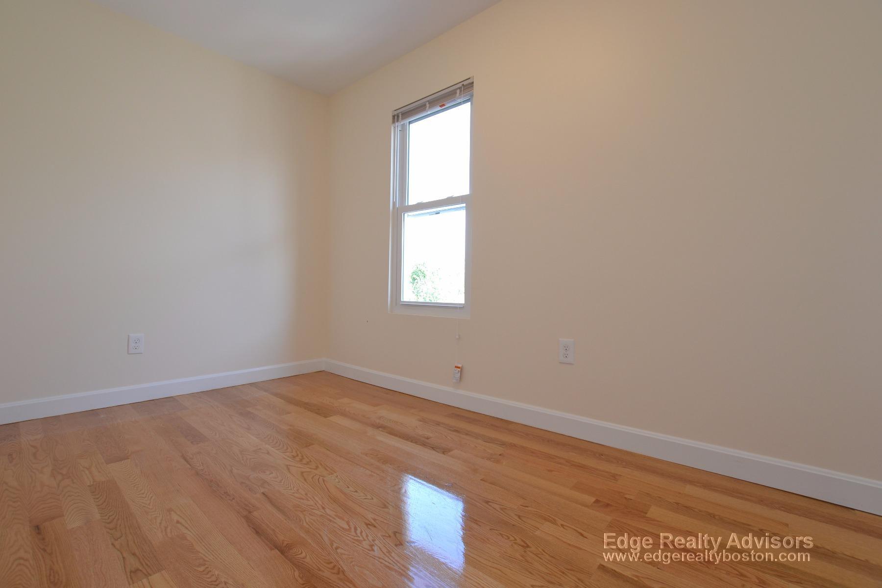 Building Photo - 21-23 Weitz St. Unit 2