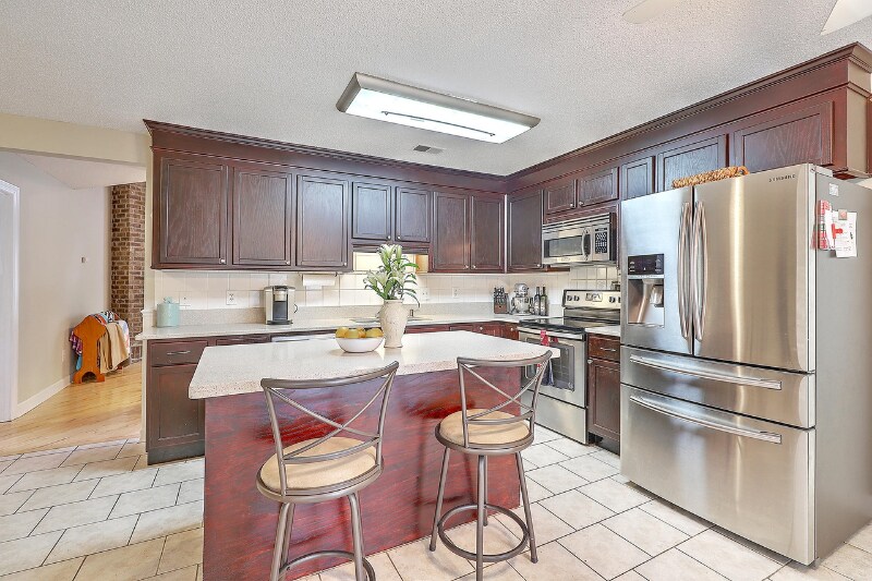 Building Photo - 191 Wickford Ct