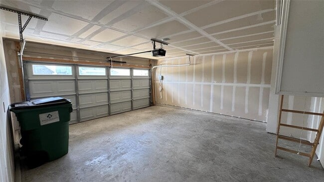 Building Photo - 408 Frogmore Lp