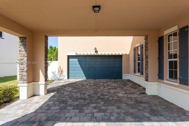 Primary Photo - 17065 SW 94th Terrace