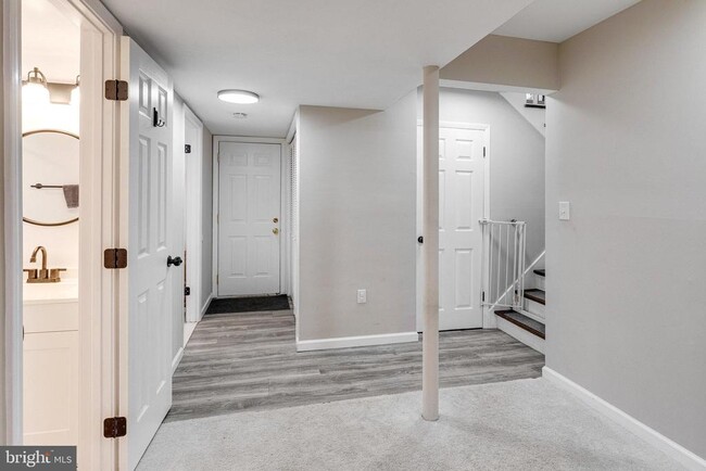 Building Photo - 4157 Waterway Dr
