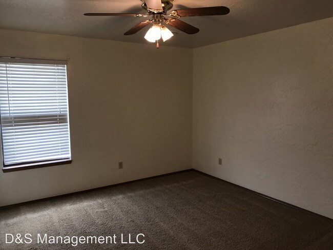 Building Photo - 3203 Lois Arlene Cir