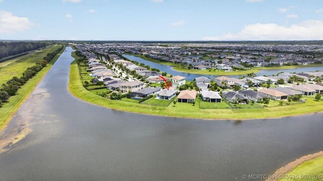 Building Photo - 15660 Goldfinch Cir