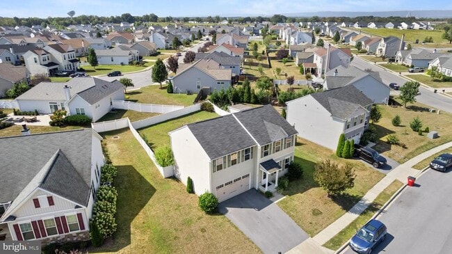 Building Photo - 66 Shrewsbury Dr