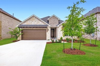 Building Photo - 6800 Cliff Rose Dr