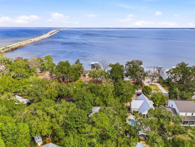 Building Photo - 128 Bay Magnolia Ln