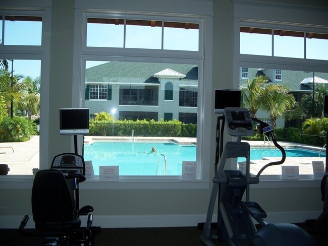 Building Photo - 1645 Baseline Ln