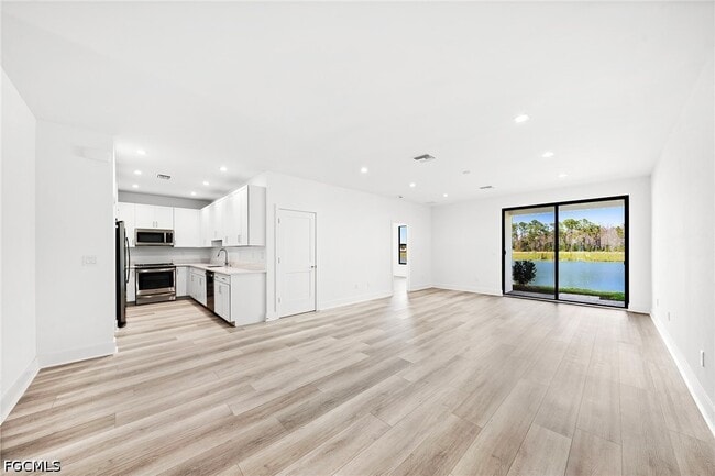 Building Photo - 13104 Georges Cay Pl