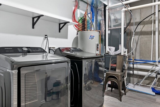 Building Photo - 1611 N 27th St