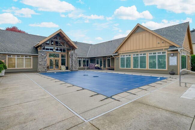 Building Photo - Spectacular 3 Bedroom, 3.5 Bathroom Townhome in Scenic Arbor Station.
