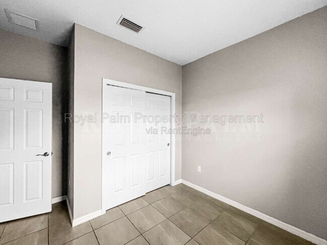 Building Photo - 1322 Trafalgar Pkwy