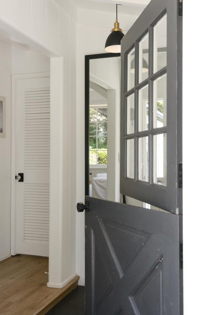 Building Photo - 539 Periwinkle Ln