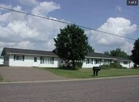 Building Photo - 611 Dutchman Dr