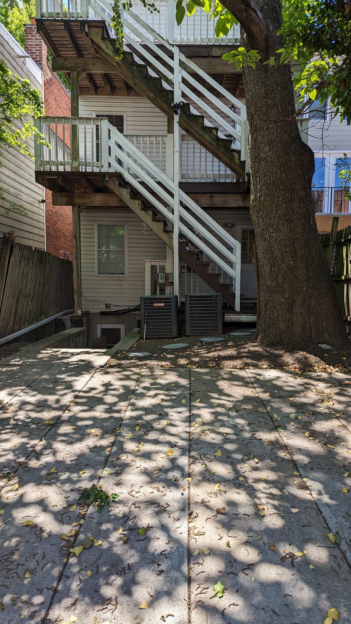 Building Photo - 783 Irving Street NW