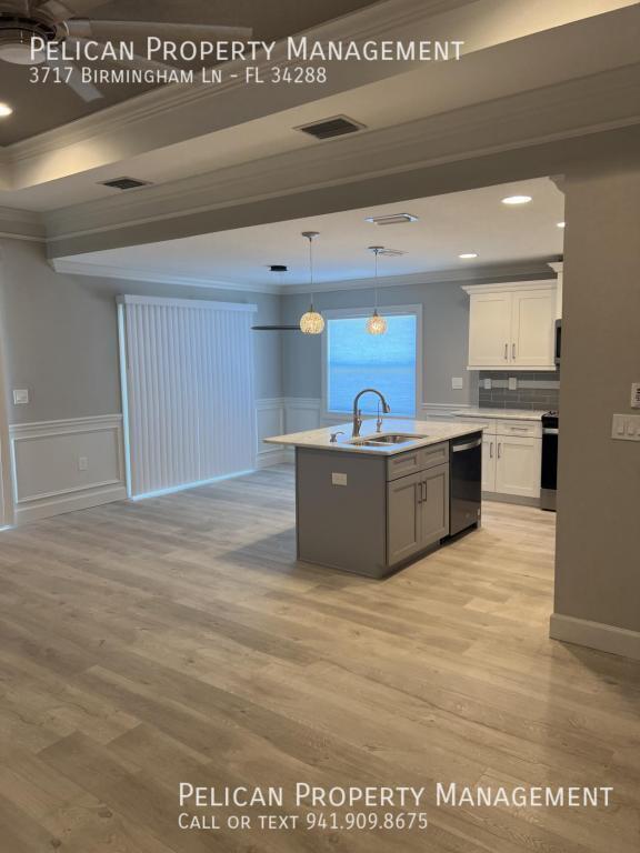 Building Photo - 3717 Birmingham Ln