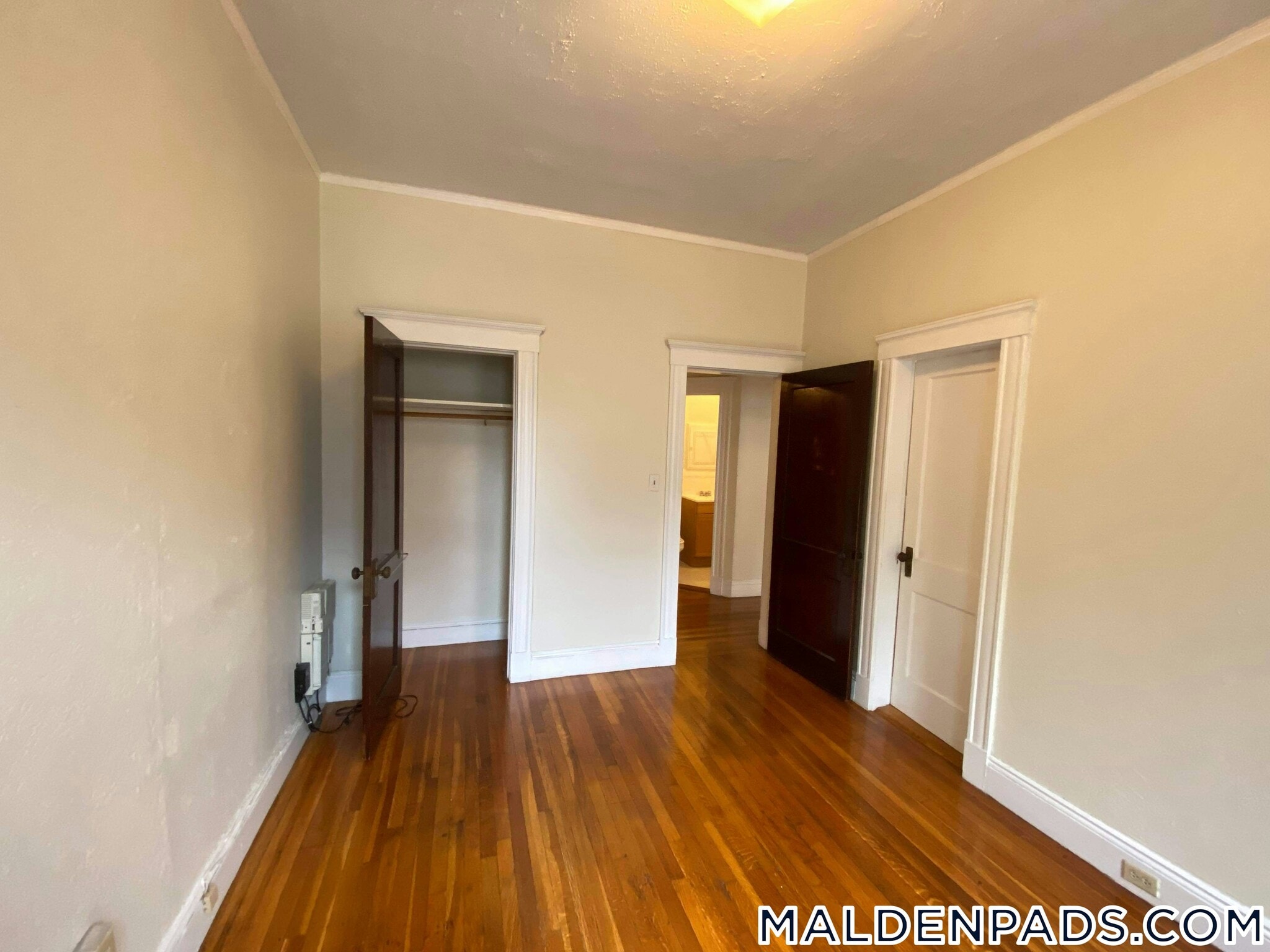 Building Photo - 17-19-19 Washington St S