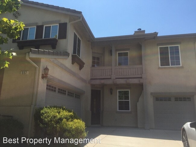 Primary Photo - 5 br, 4 bath House - 337 Foothill Drive