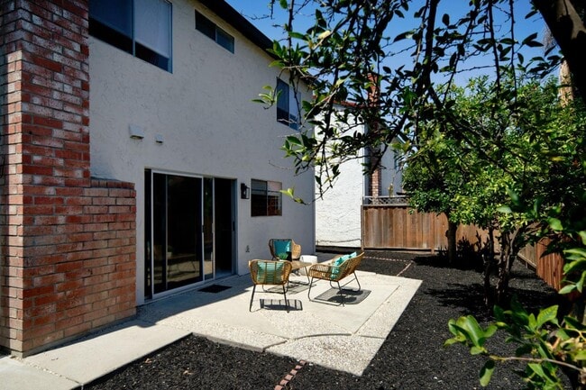 Building Photo - 3928 Taubeh Ct