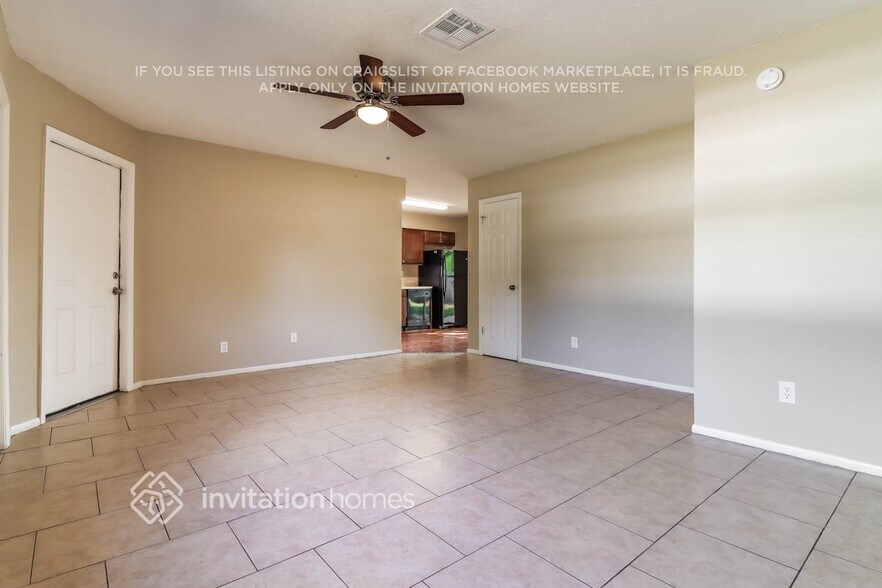 Building Photo - 14775 Mockingbird Ln E