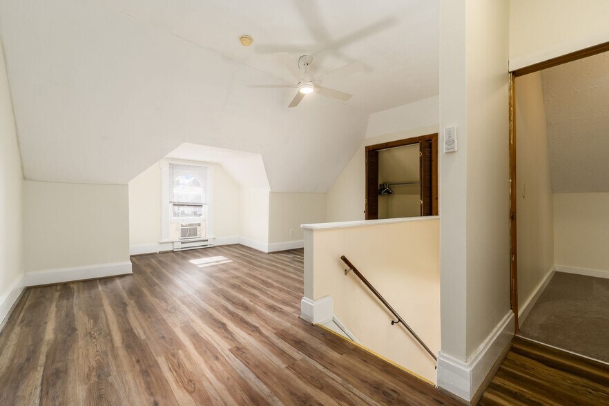 Building Photo - 277 S Champion Ave