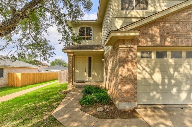 Building Photo - 1036 Doras Dr