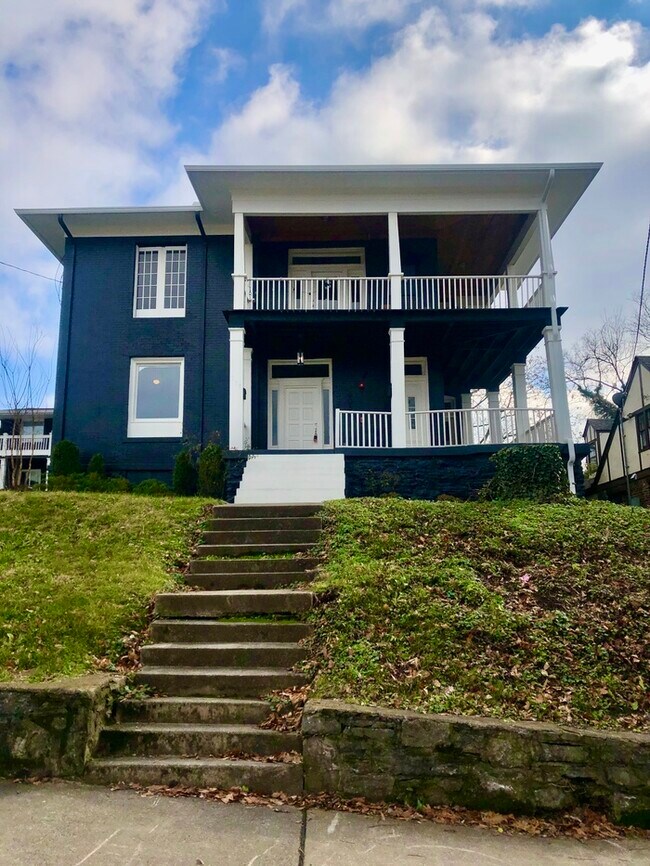 Building Photo - 910 Shelby Ave