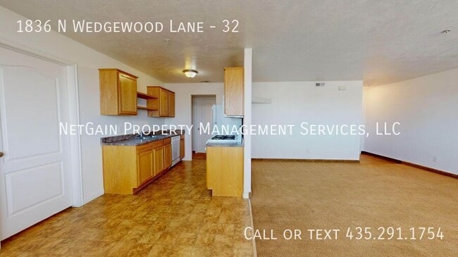 Building Photo - 1836 N Wedgewood Ln