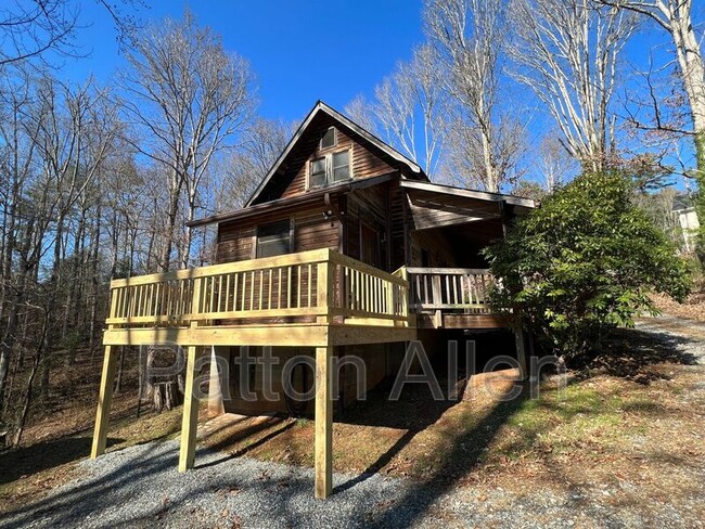 Primary Photo - 225 Grandview Rd