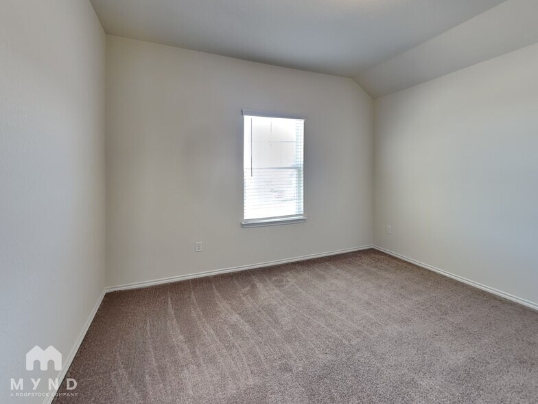 Building Photo - 9023 Canopy Bnd