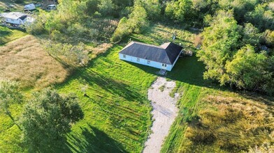 Building Photo - 2016 Davis Bend Rd