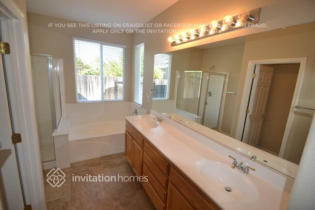 Building Photo - 5676 Bridgecross Dr