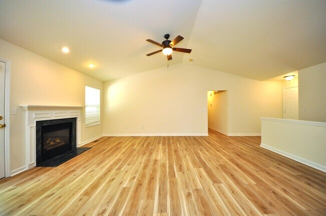 Building Photo - 49 Monterey Cypress Dr