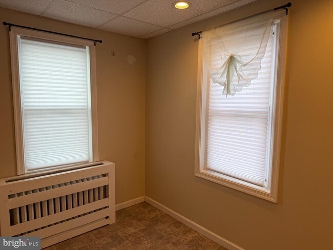 Building Photo - 126 E Berkley Ave