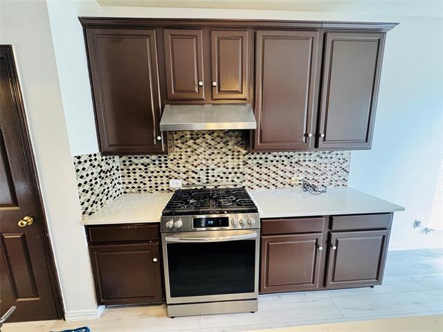 Building Photo - 2762 Hillview Dr