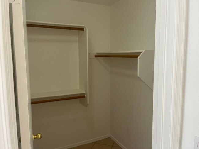 Building Photo - 13225 W Desert Ln