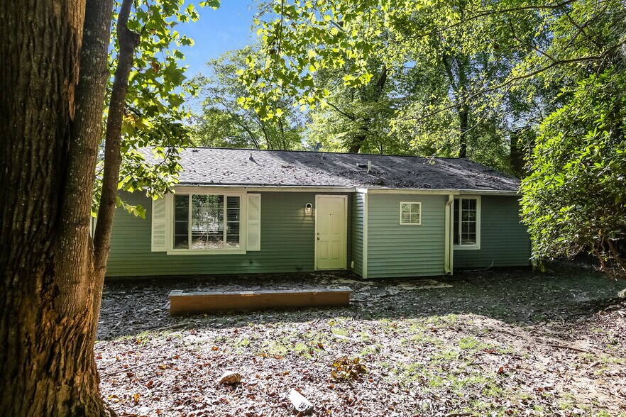 Building Photo - 6204 Judas Tree Ln