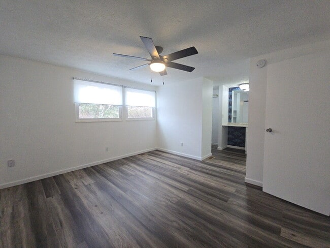 Building Photo - 2877 Mossy Brink Ct