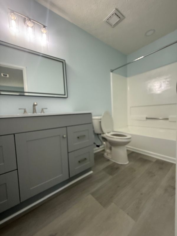 Building Photo - 5075 Forest Downs Ln