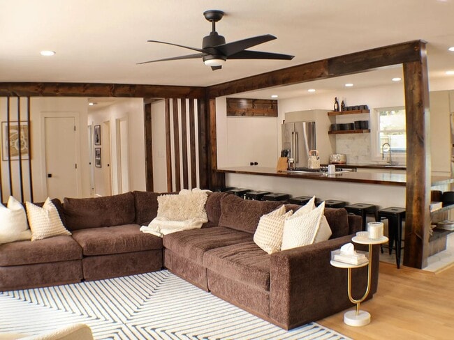 Building Photo - Sit Back, Relax. Your New home Awaits.